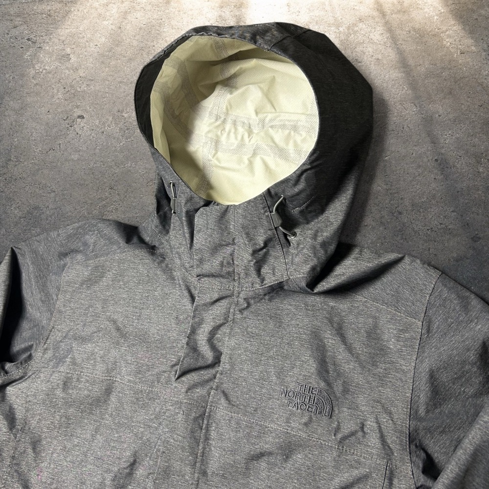 The North Face DryVent Hooded Rain Jacket Gray Heathered Mens Size Large Biker